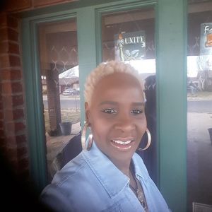 Meet your Posher, Hazel